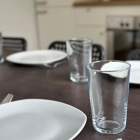 Apartamento 6 Bed Flat In Mönchengladbach